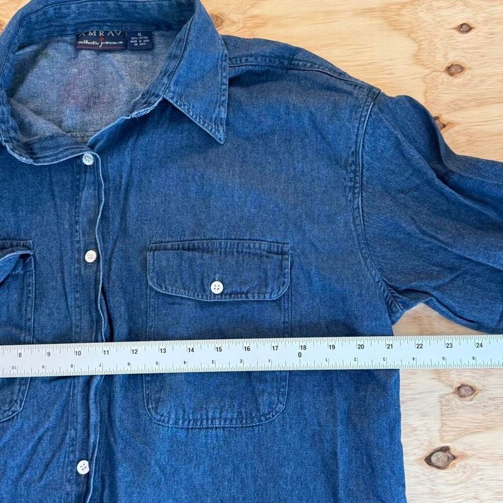 Unbranded Women's Blue and Navy Shirt - Picture 5 of 6